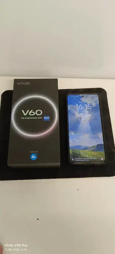 VIVO V60 5G 8/256 camera Telephoto 10x zoom.