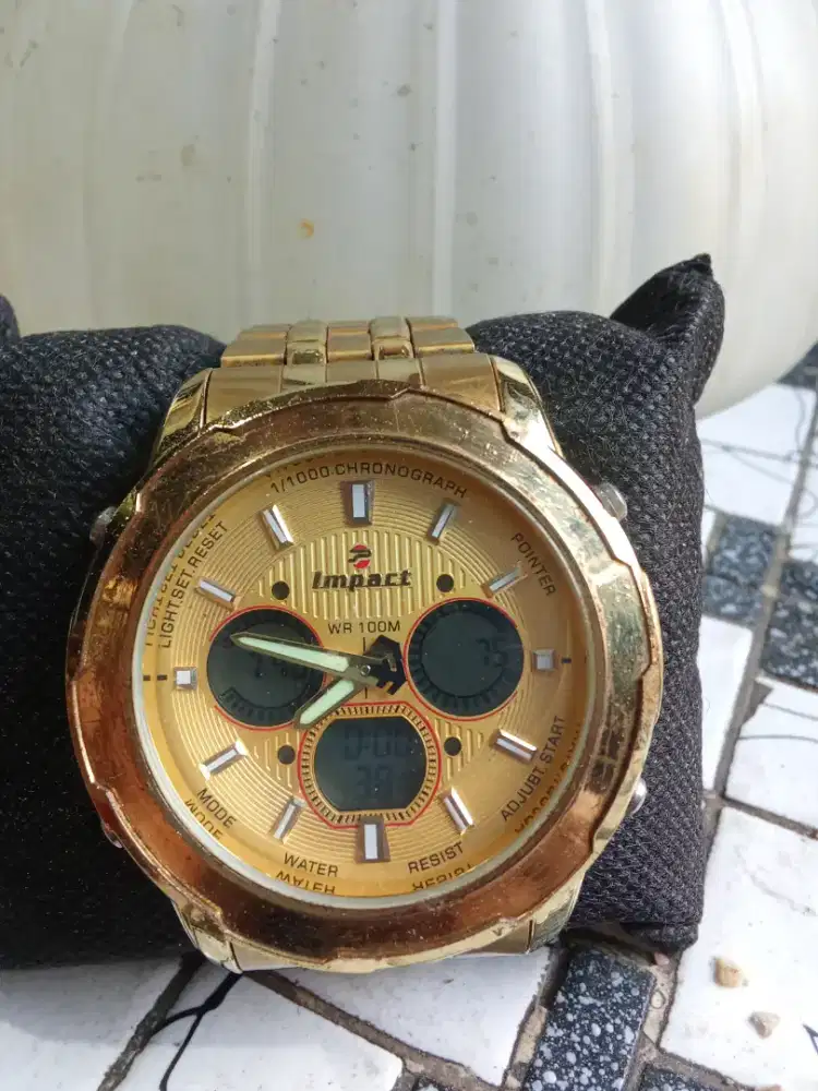 Jam tangan pria