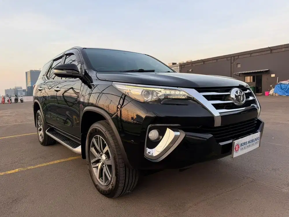 Toyota Fortuner VRZ 2017 Hitam AT Diesel 2018 TRD GR Biosolar