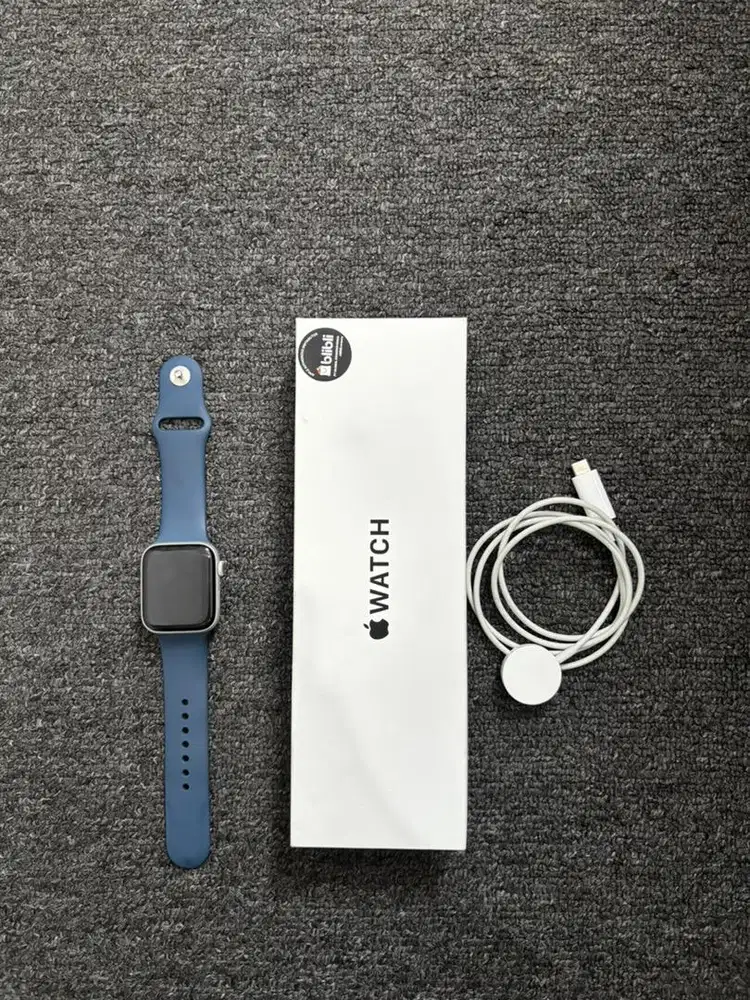 Apple watch se gen 2 ( 44mm silver )
