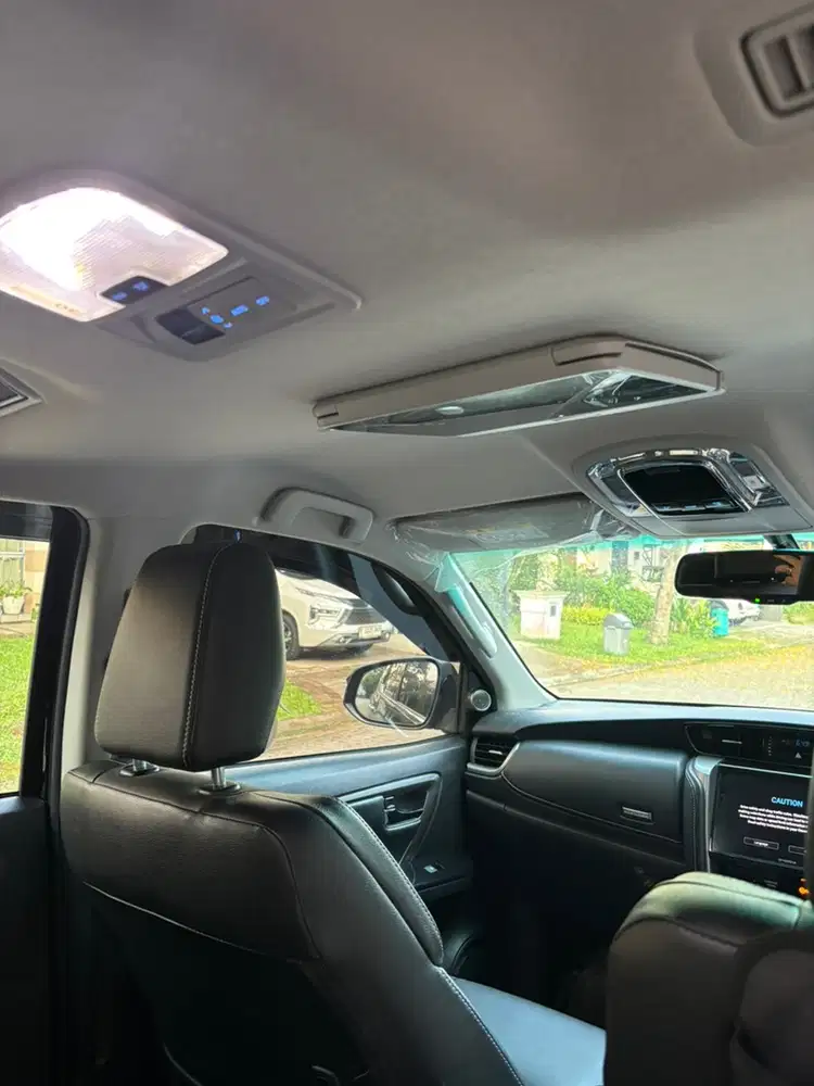Toyota Fortuner 2024 Diesel 4x4 VRZ 2800cc