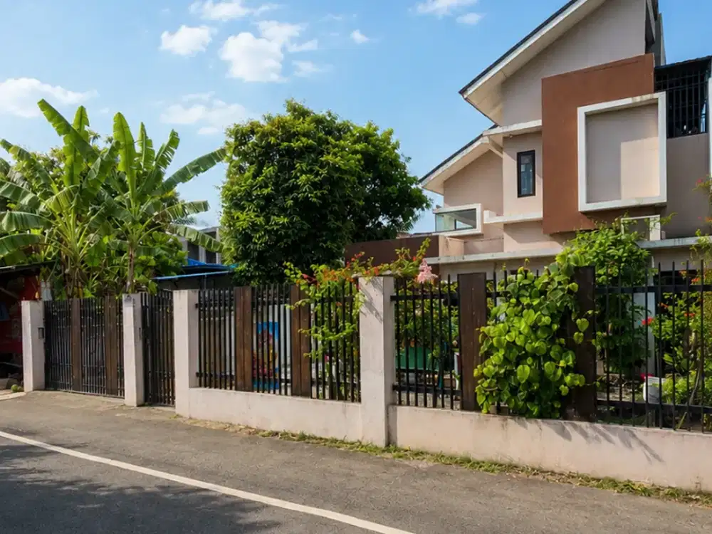 MURAH! Jalan Utama. Rumah Dijual Cilangkap, Lubang Buaya. Dekat Taman Mini