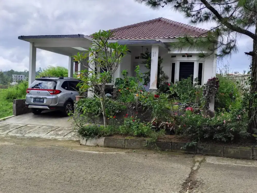 Jual Rumah Villa Asri di Komplek Graha Puspa Lembang Bandung