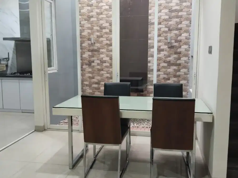 Dijual Rumah Delatinos Carribean Full Furnish di BSD Tangerang
