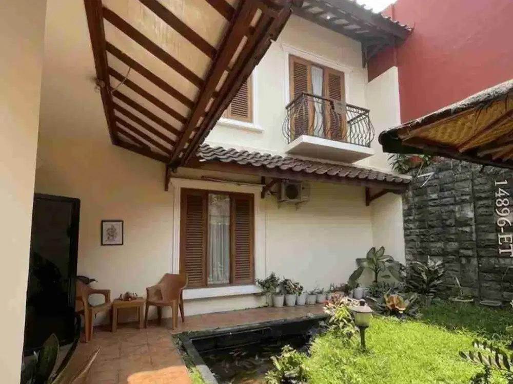 Rumah luas asri dan murah, strategis dekat MRT Lebak Bulus