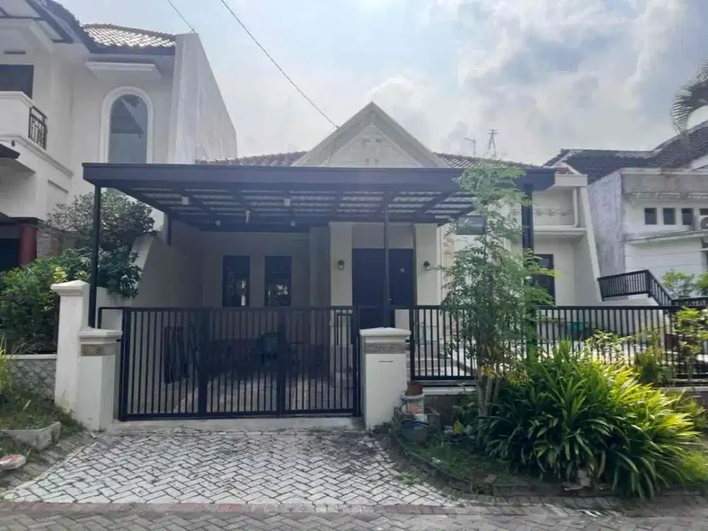 Dijual rumah daerah Villa Puncak Tidar Malang