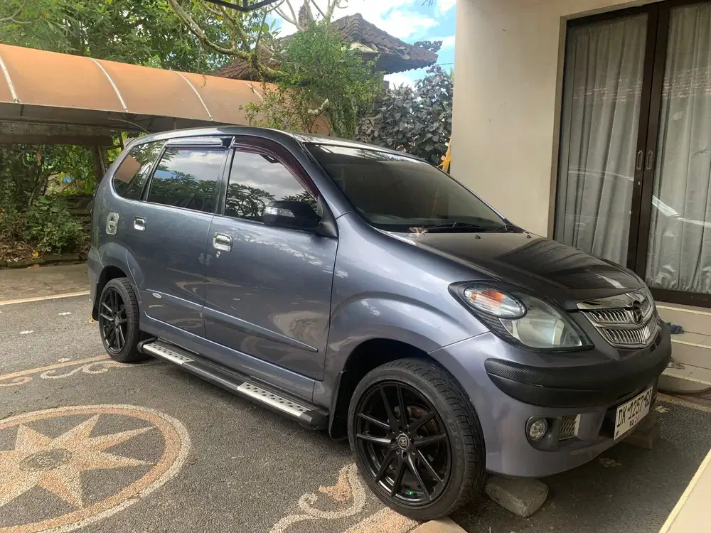 Daihatsu Xenia 2009 Bensin