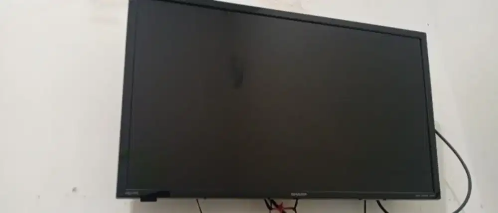 Tv LED second  merek sharp 32 inci