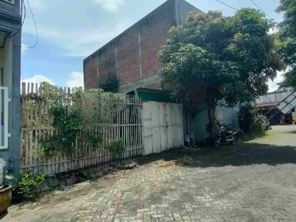 Tanah Depan Kampus Dinoyo Tlogomas