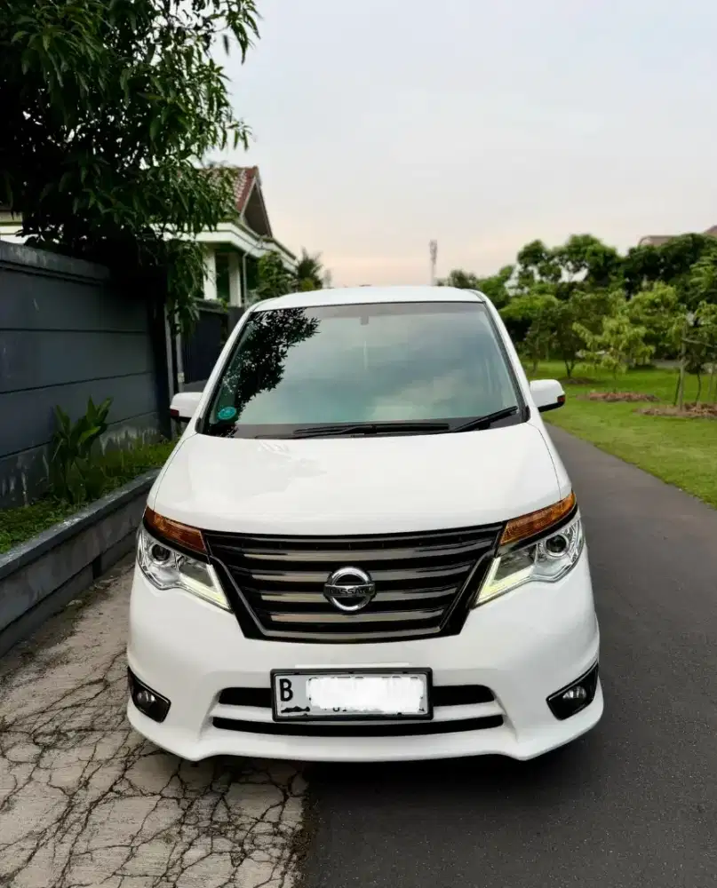 Nissan Serena Highway Star Istimewa