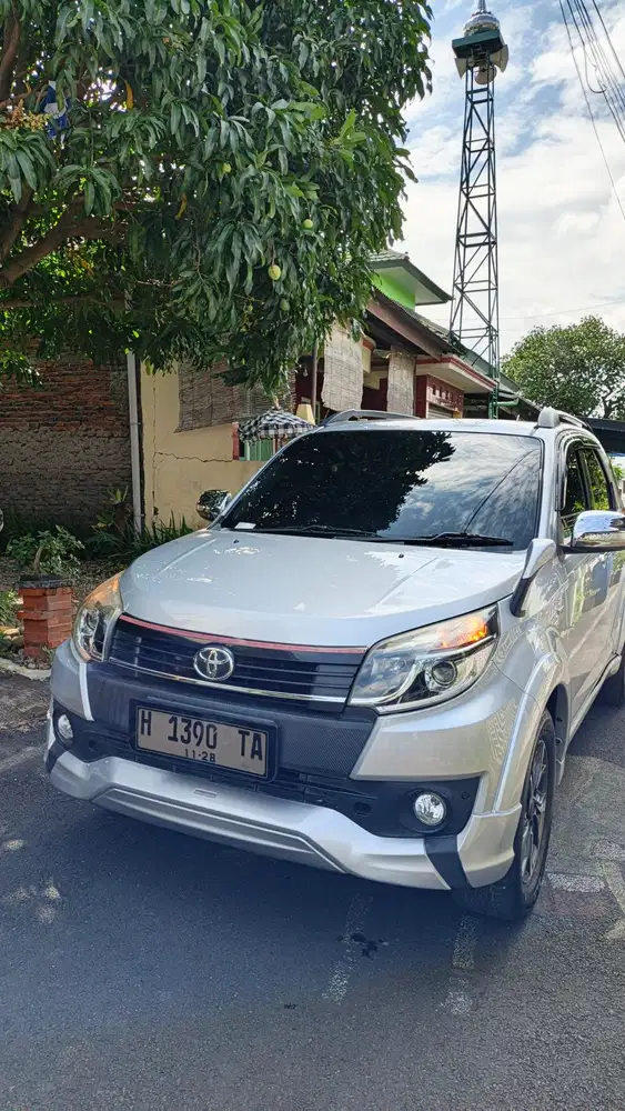 Toyota Rush 2016 Bensin