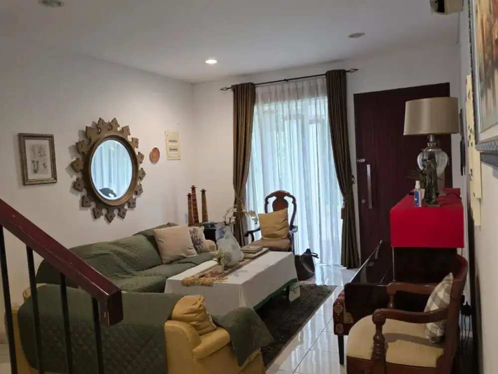 Rumah Mewah di Lingkungan Asri Virginia Lagoon, BSD