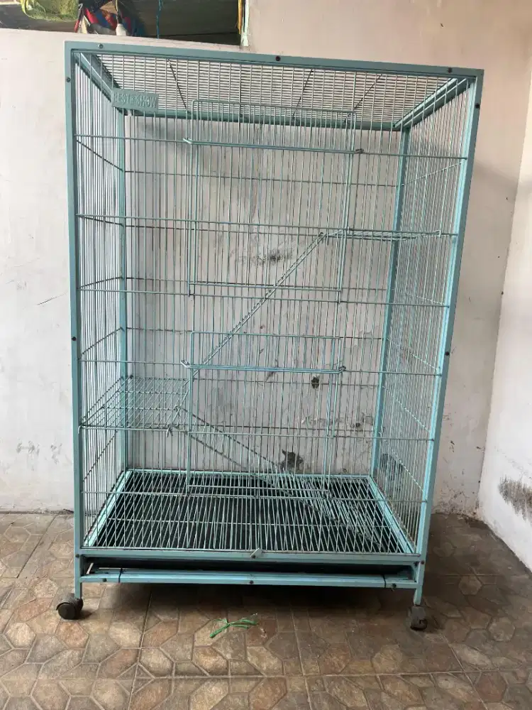 Kandang Kucing 3 Tingkat Kokoh Material Besi