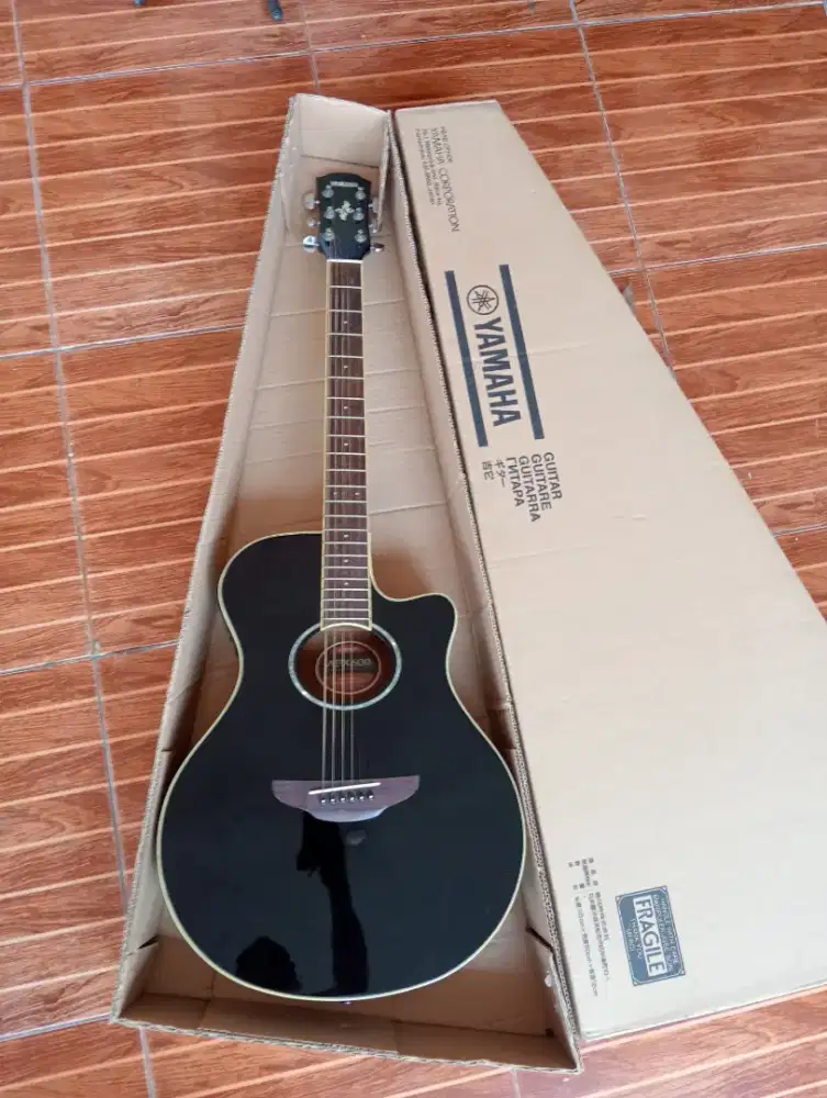 Gitar Yamaha Apx600 Original
