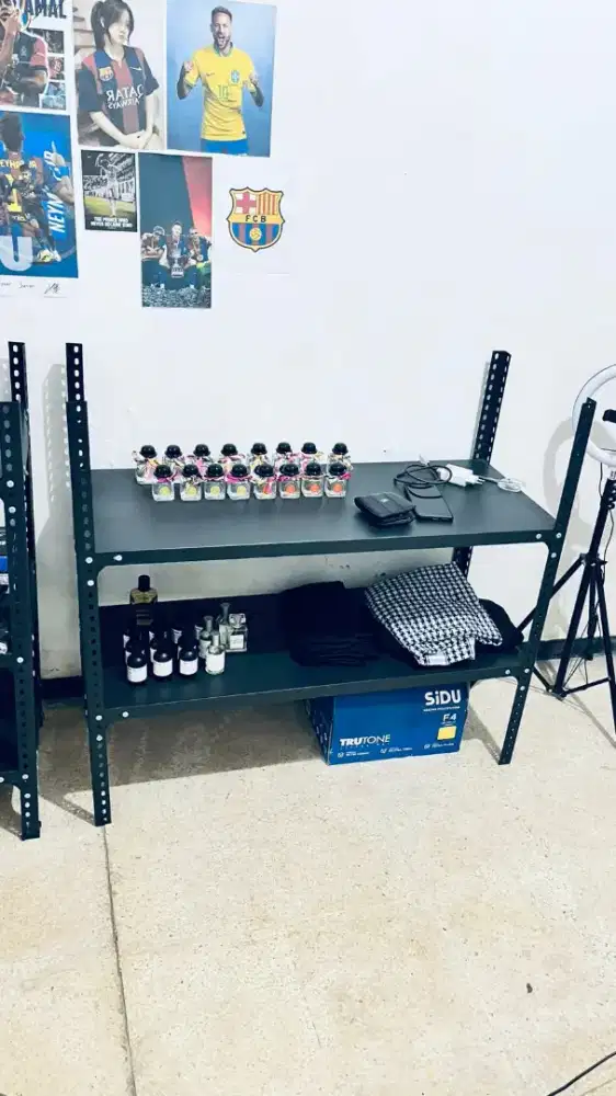 Rak meja hitam 2 tingkat