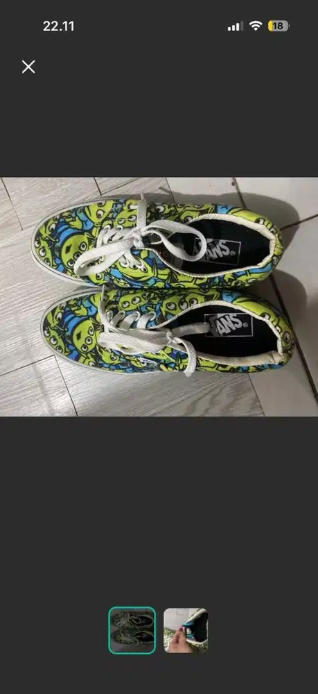 Vans toy story warna warni