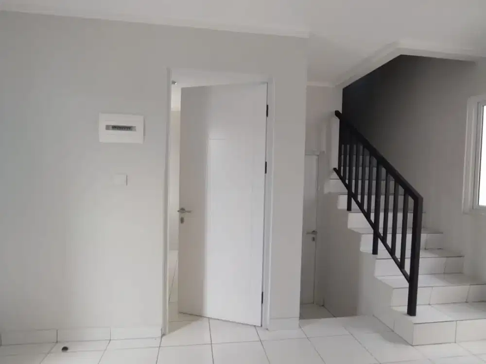 Rumah Minimalis Nyaman Siap Huni di Summarecon Cluster Dayana
