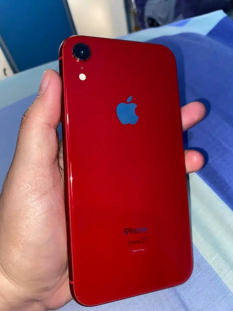 Hp Iphone XR Merah 64GB