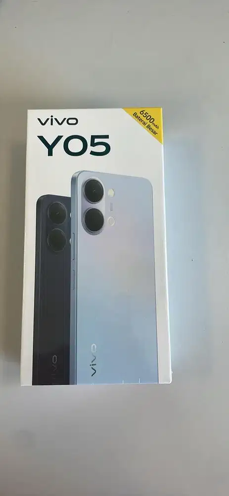 Vivo Y05 4/64 Warna Biru