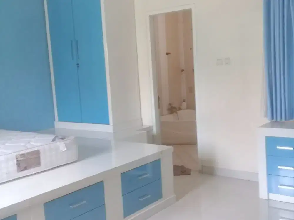 Murah Rumah Lux Baru Renovasi Furnished View Danau Di KBP Bandung