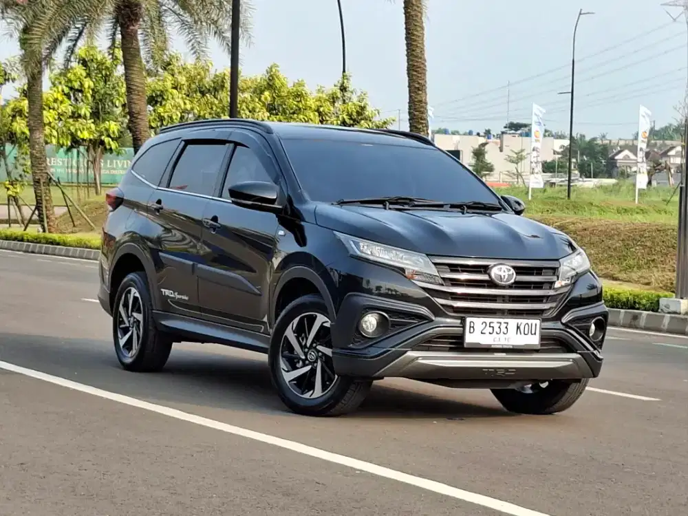 TDP 5jt Saja Rush 1.5 TRD Sportivo At Matic 2020 Hitam