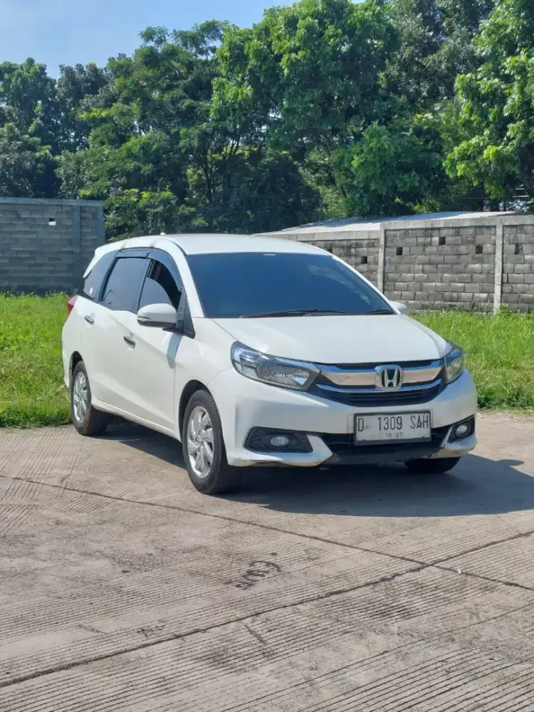 Mobilio E CVT 2017 white DP 7jtn