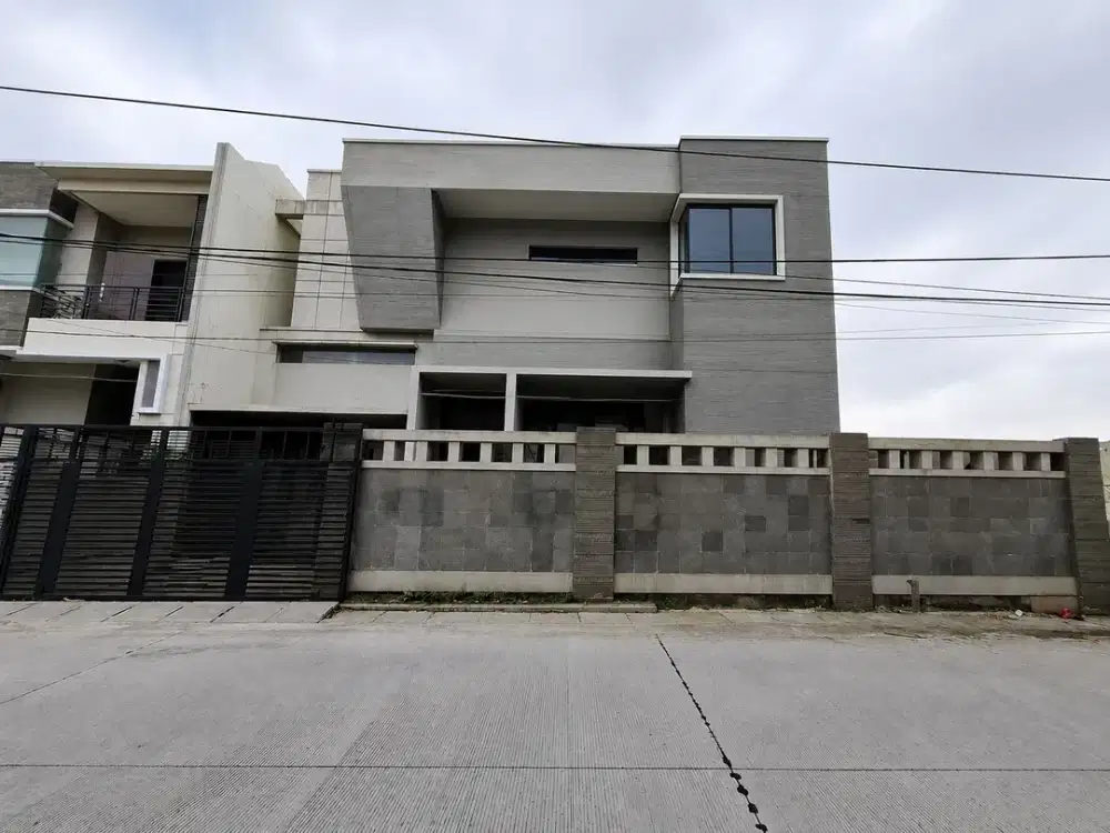 Dijual, Rumah Minimalist Modern 2 Lantai di Kompleks Green Ville Luas 16x20m