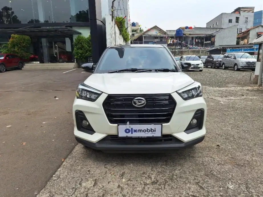 DP MURAH Daihatsu Rocky 1.0 R Bensin-MT 2021 Putih CFANF