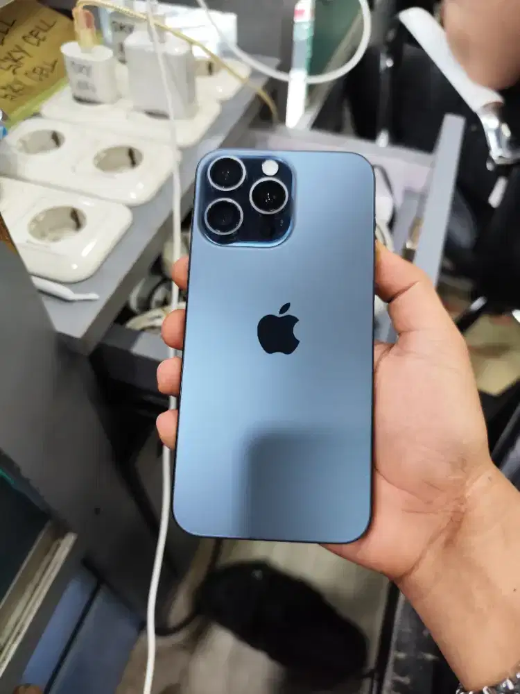 Iphone 15 pro max 256gb ibox