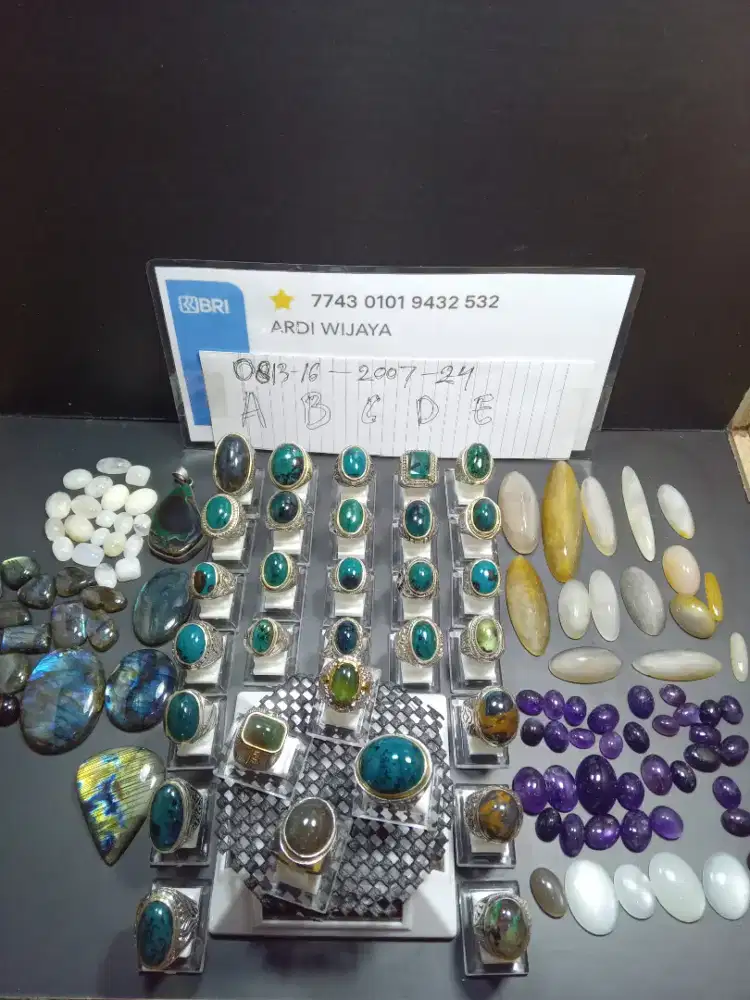 Jualan batu akik
