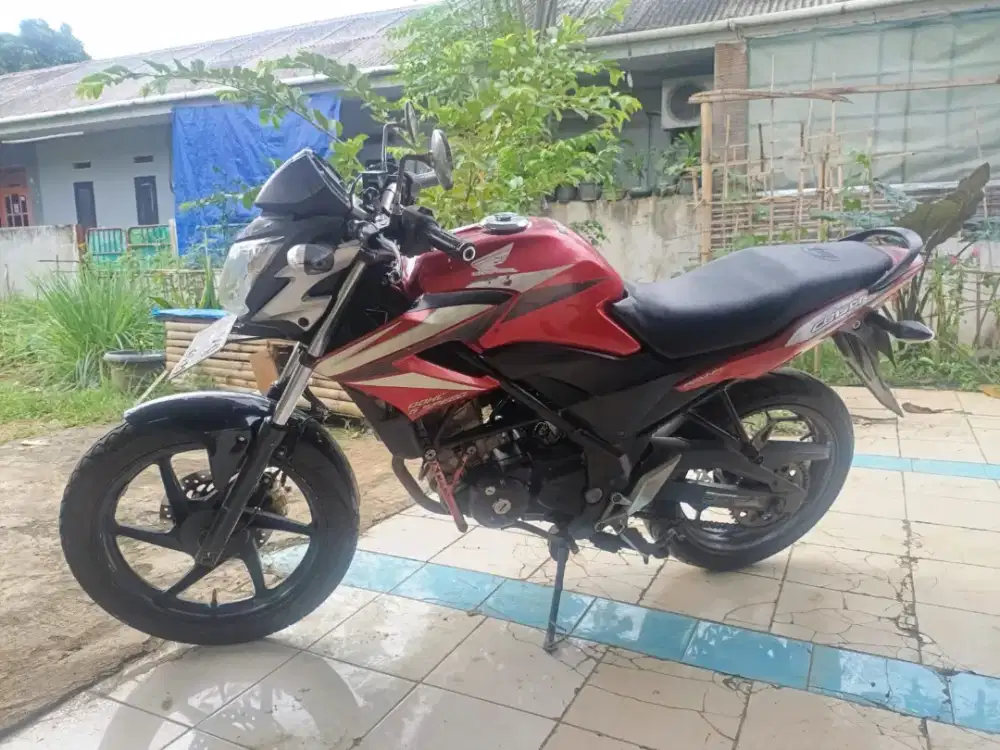 Honda CB 150 R BU