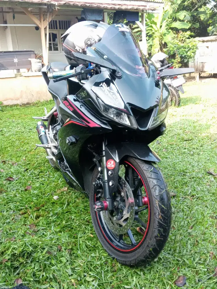 Yamaha R15 v3 tahun 2017