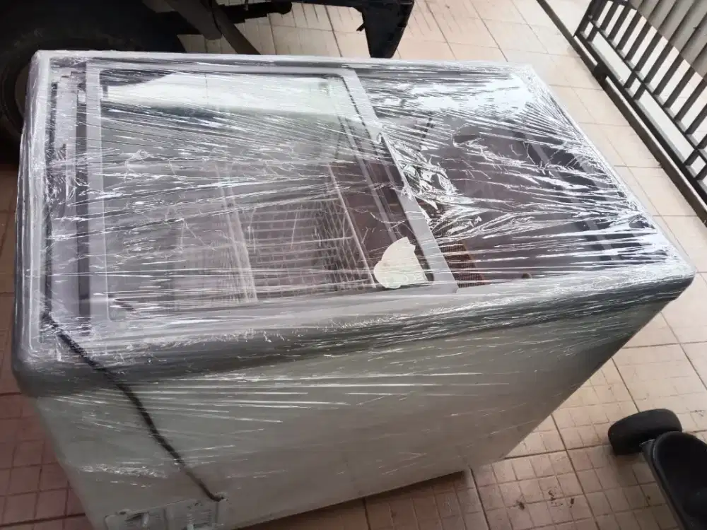 Freezer seblak Frozen sliding