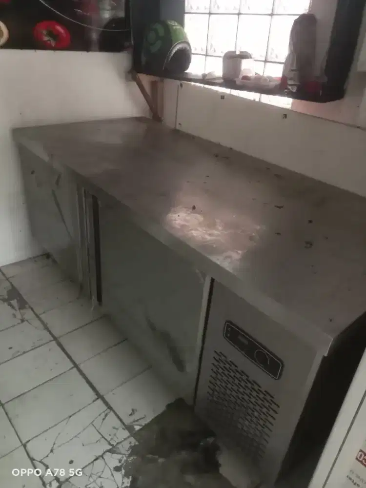 Kulkas meja 2 pintu