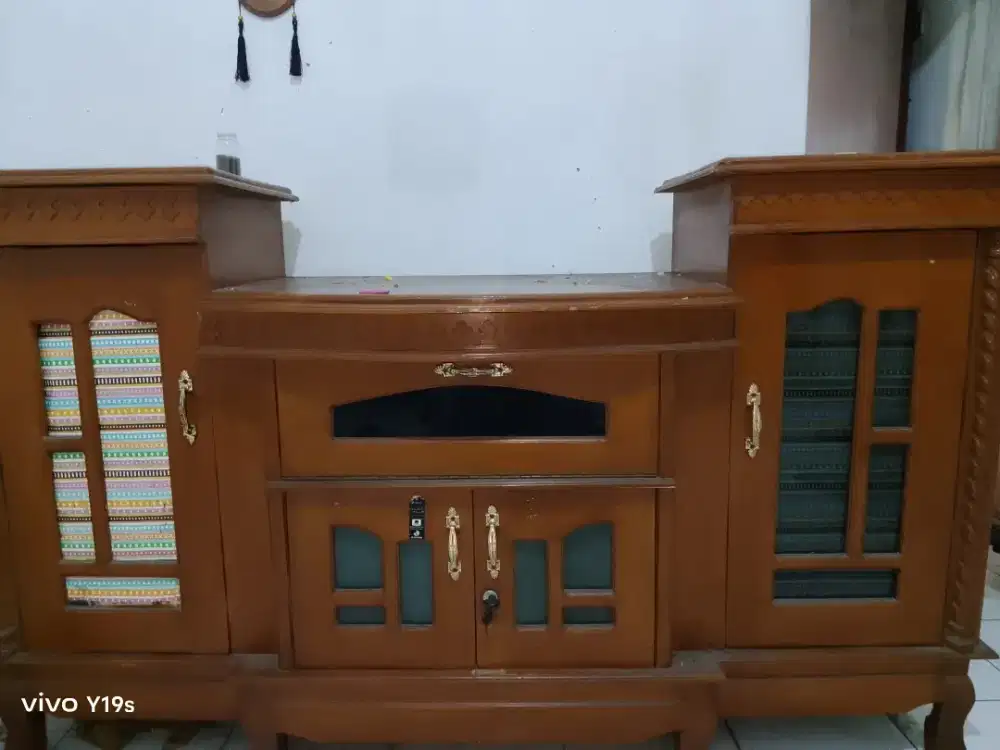 Bufet/meja tv, bekas