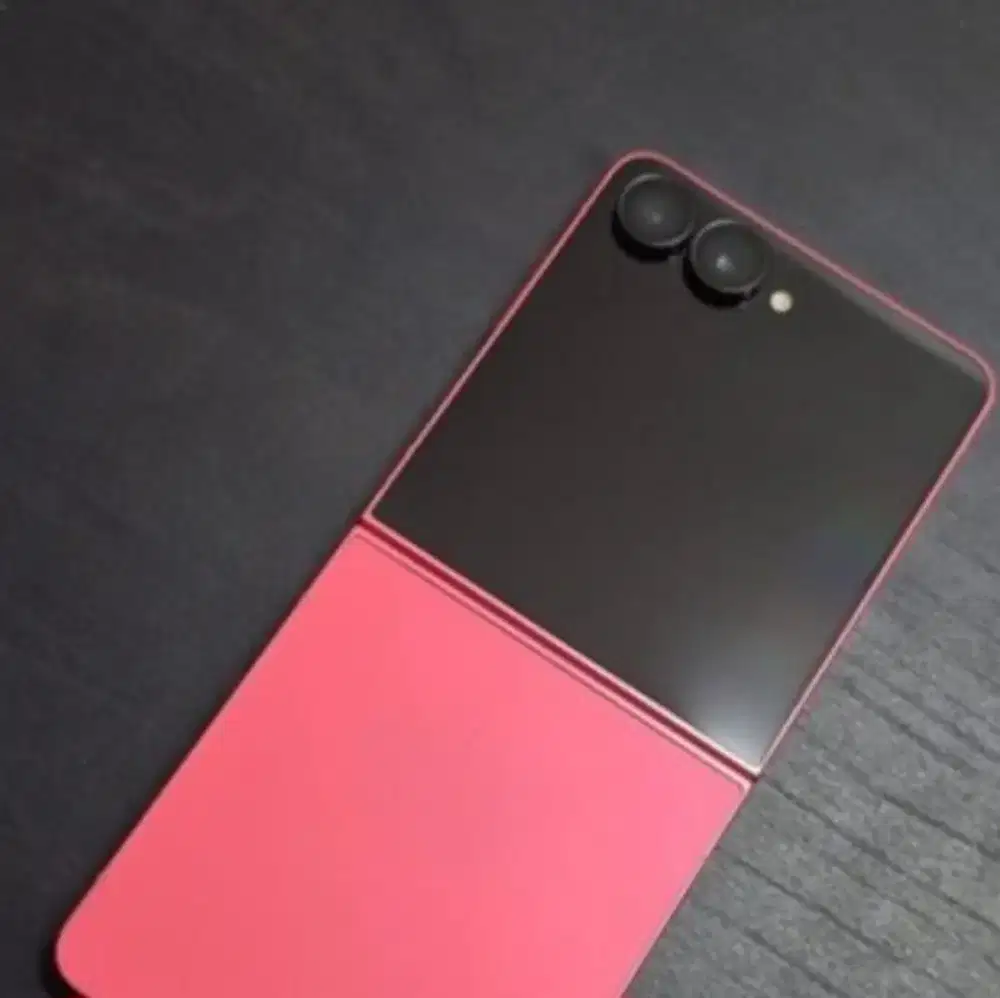 Z Flip 7 256Gb Coral Red New