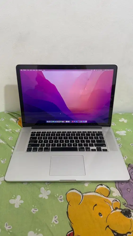 Macbook Pro 15 Inch 2015 i7 16gb/256gb
