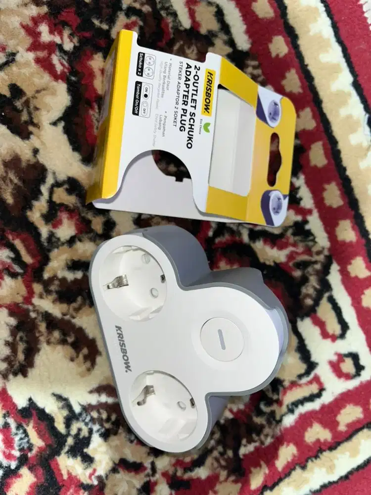 Colokan dual socket