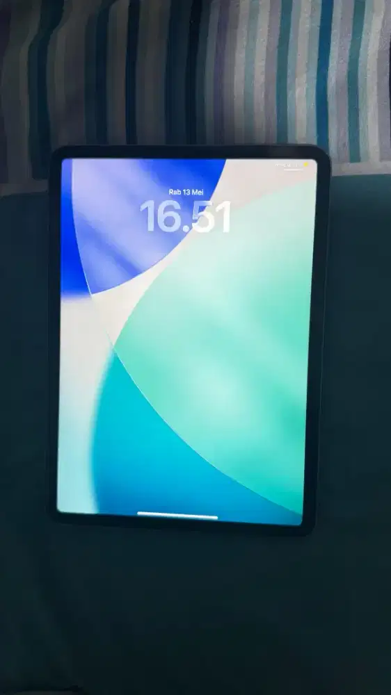 Jual cepat iPad pro 11 gen 3 M1 Chip 256gb