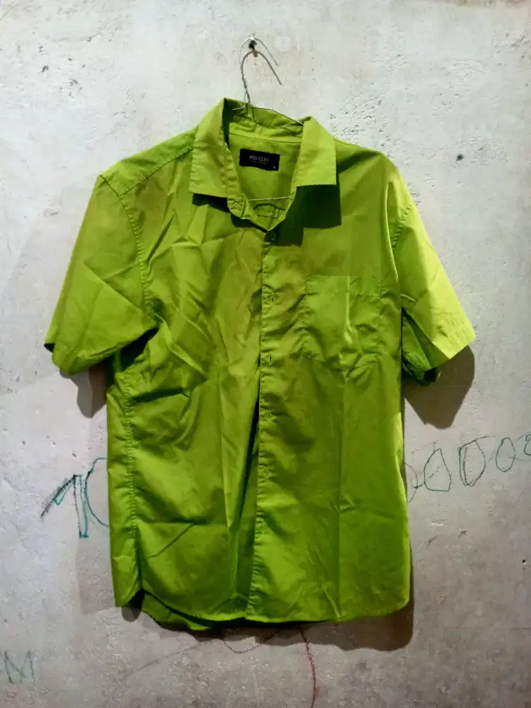 Di jual aja semua baju dan warna murah meriah