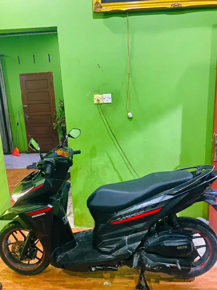 di jual motor Vario 125 eSP(LED old) 2018