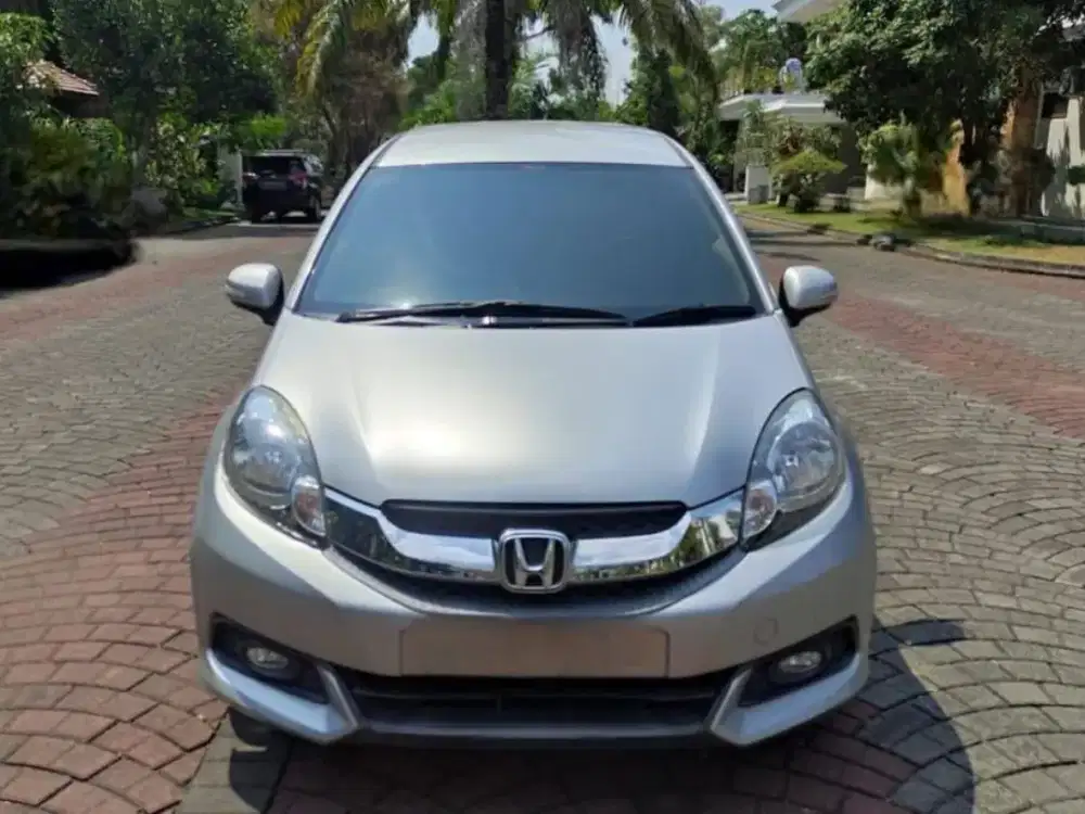 Dp 3 jt Mobilio E a/t 2014 ang 3,267