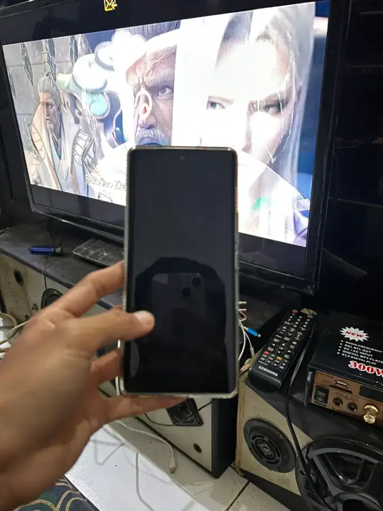 Tecno Pova Curve 5G (8GB RAM + 8GB Extended / 256GB Internal)