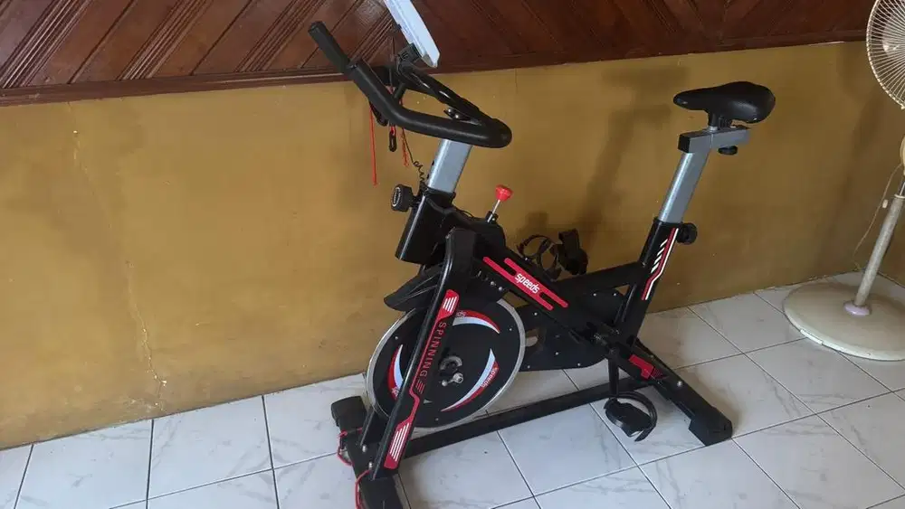 Jual Sepeda Statis pemakaian Masih bagus kondisi 90%