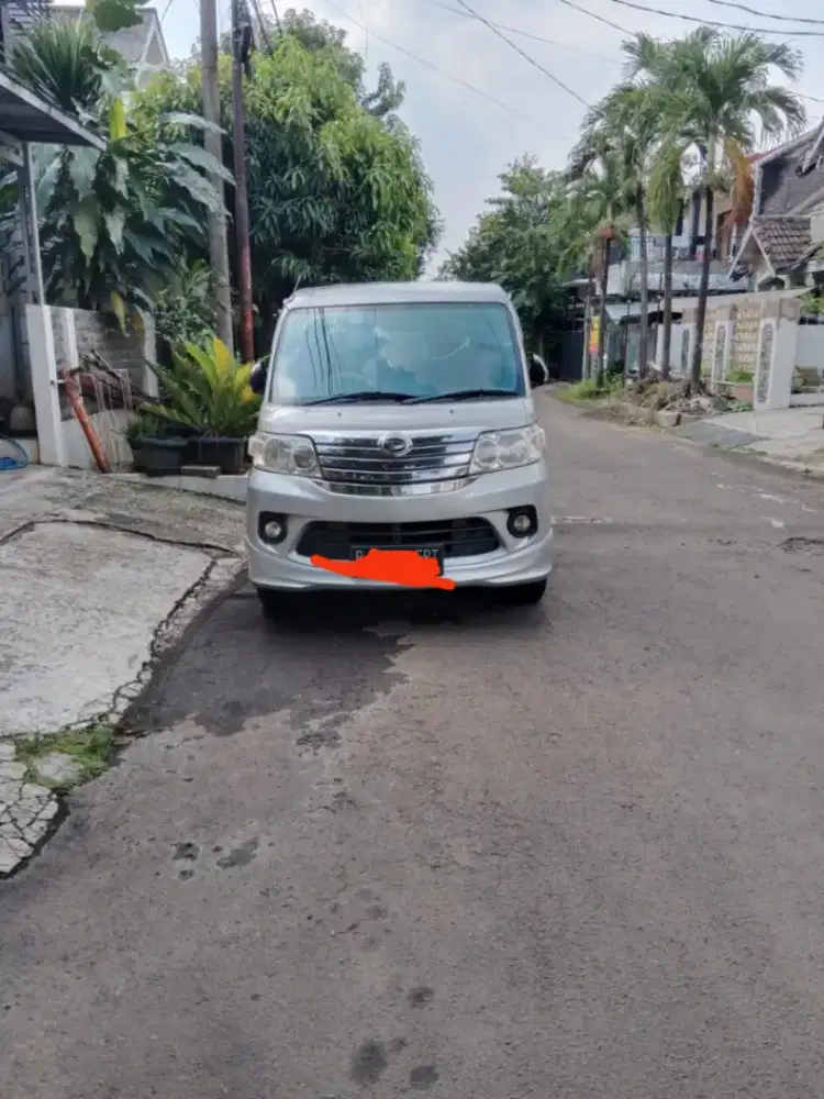 Daihatsu Luxio x MT 2016