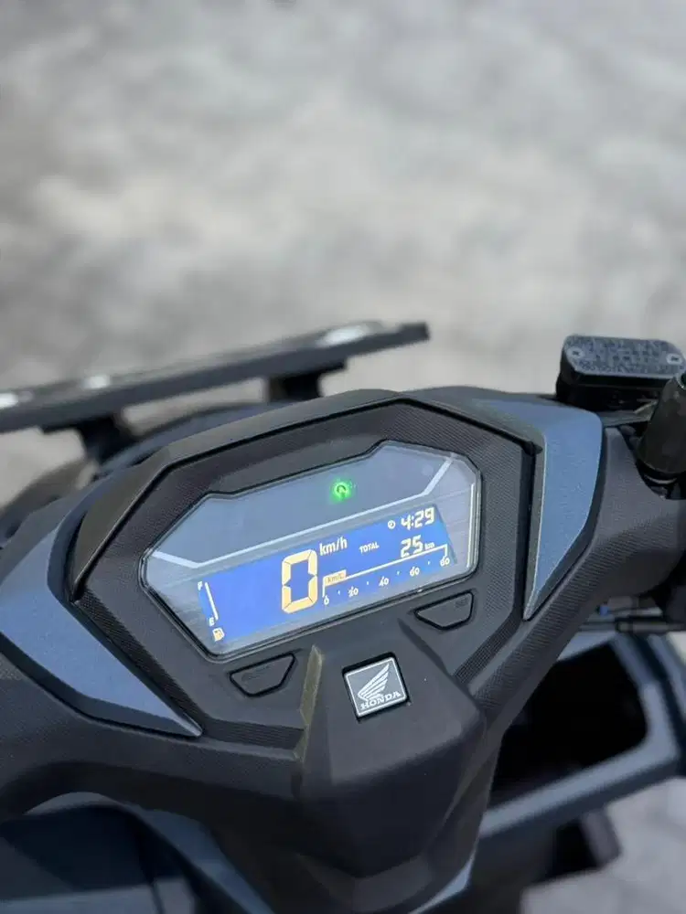 KM 25 KILO! VARIO 160 CBS 2026 (NIK 2025) PAJAK 01-2027