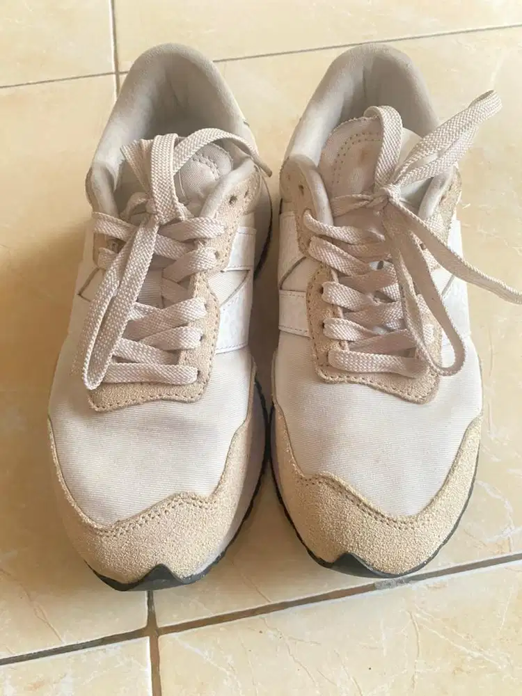 New balance 237
