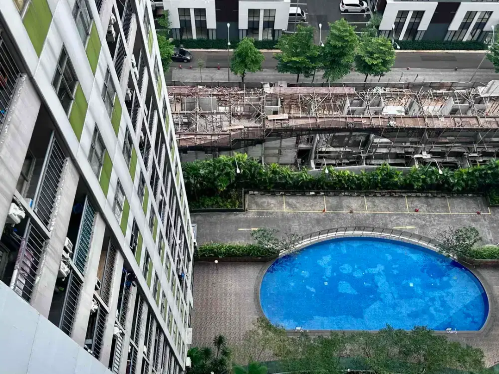 JUAL RUGI  Apartemen Green View Serpong 2 Balkon Luas & Nyaman | View kolam berenang