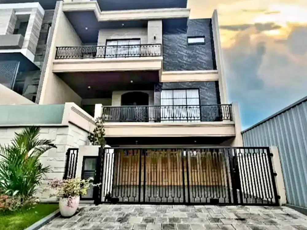 NEW GREES CITRALAND UTAMA NORTH EMELARD MANSION DKT GWALK