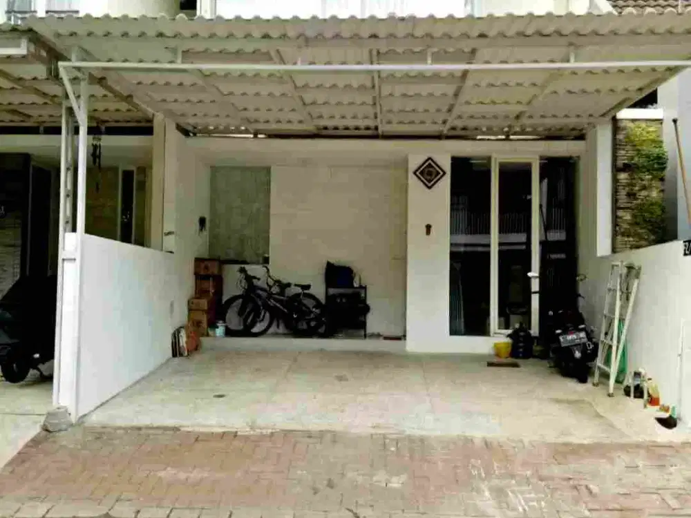 MINIMALIS 2SETENGAH LANTAI ALAM HIJAU CITRALAND UTAMA